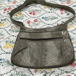 TRAVELON large crossbody/shoulder bag. Leopard print. Plus matching wallet